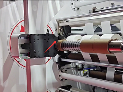 Automatic paper core moving system (optional device)