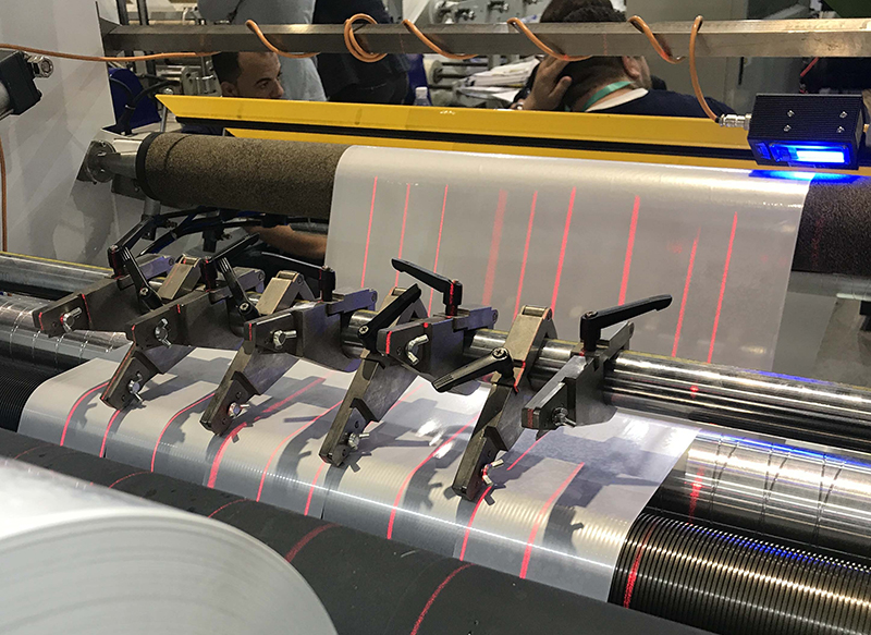 Razor blades for film slitting